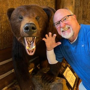 Meet your Posher, Kenneth